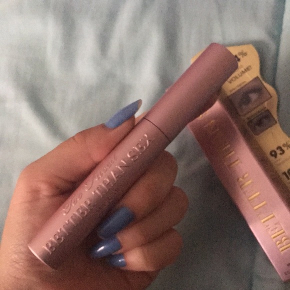 BRAND NEW TOO FACED BETTER THAN SEX MASCARA - Picture 3 of 3